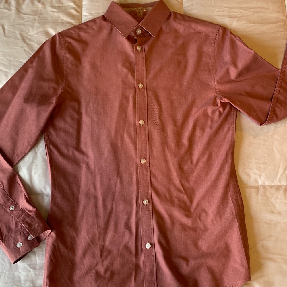 H&M salmon colored dress shirt
